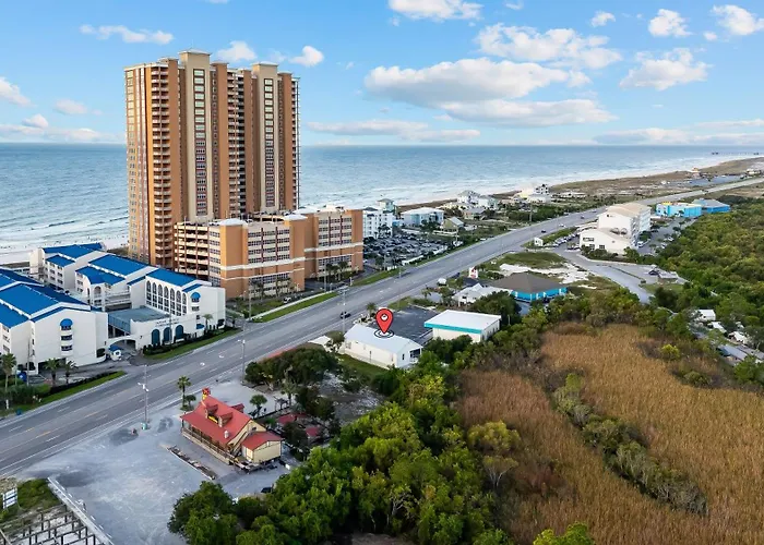 Luxury 4br, Across Street From Beach, Sleeps 10! Holiday home Gulf Shores